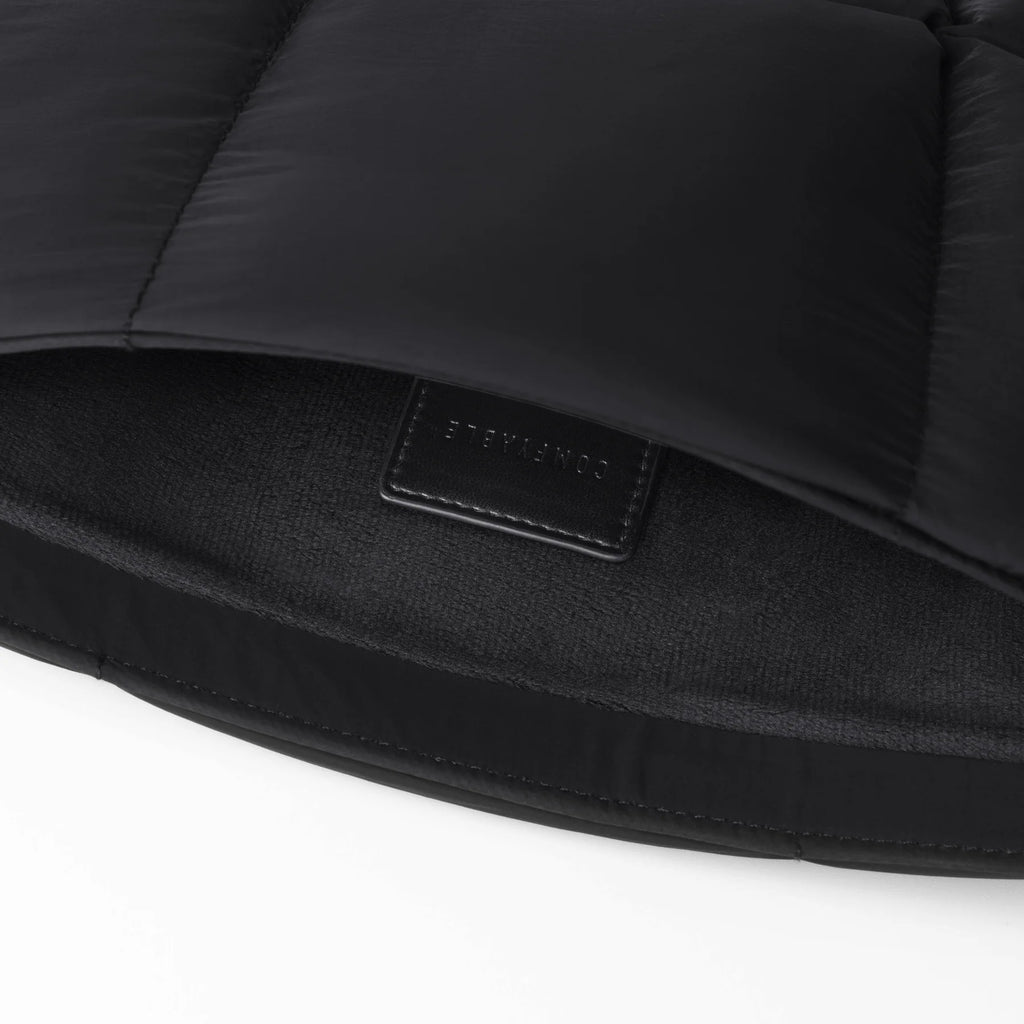 Pochette d'ordinateur à fermeture magnétique Noire